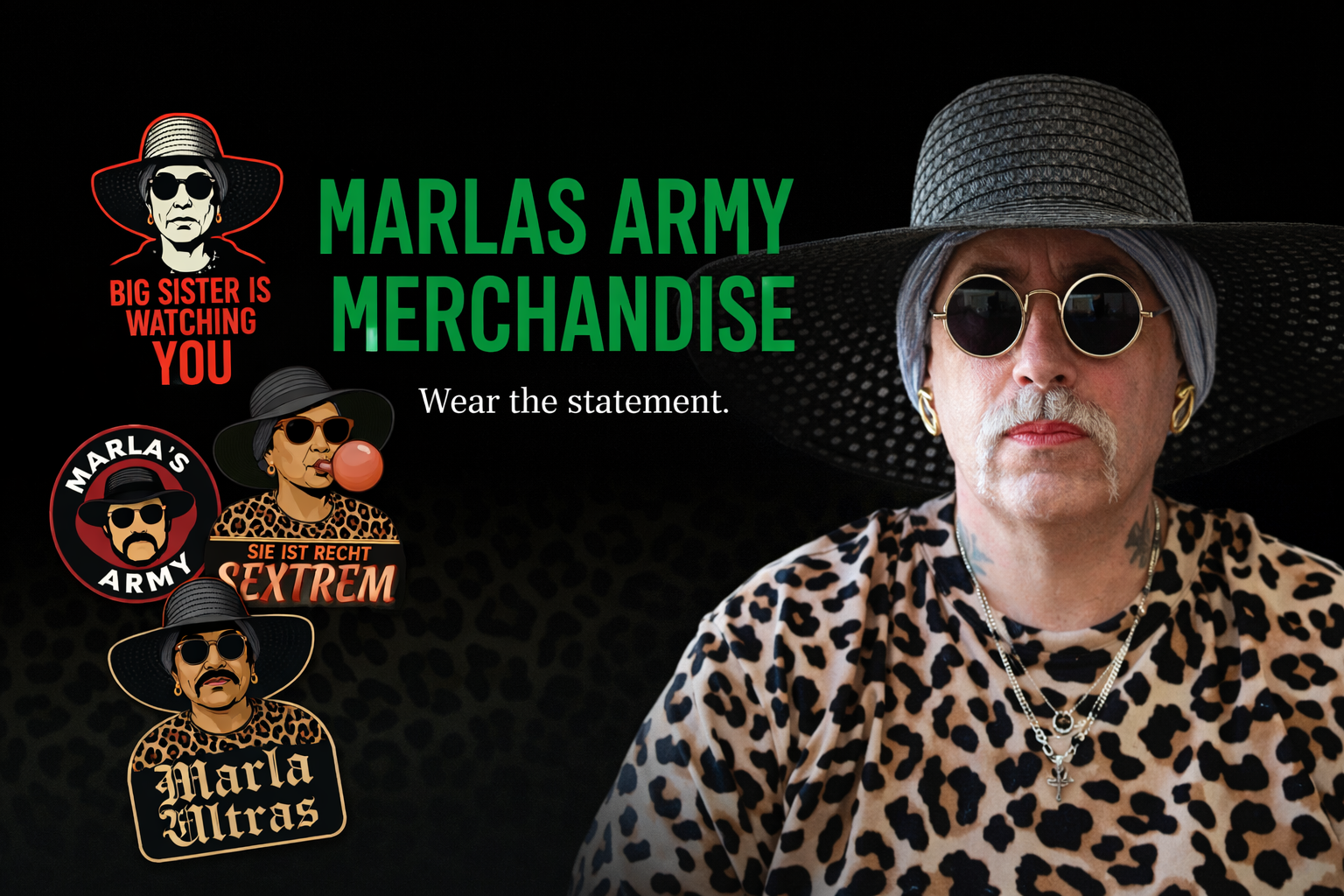 Bannerbild „Marlas Army Merchandise“ mit Marla im schwarzen Hut und Leo-Shirt sowie mehreren Merchandise-Motiven auf schwarzem Hintergrund.